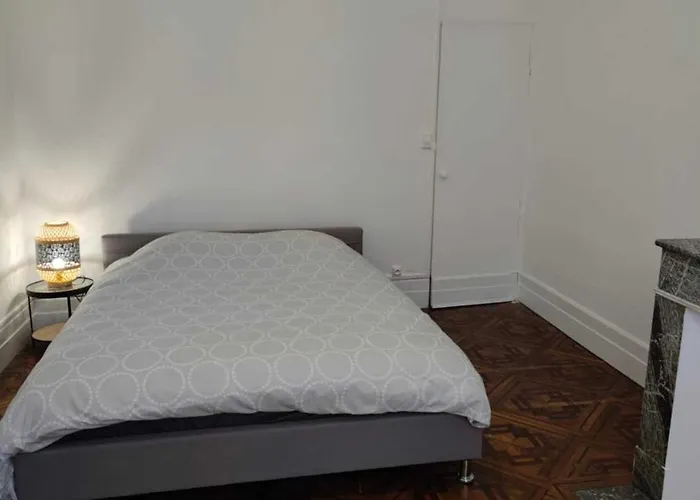 2 - T2 60m2 - Standing, Moderne Et Tout Equipe - Carmes-renforts , דירה *