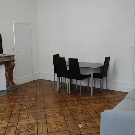 2 - T2 60m2 - Standing, Moderne Et Tout Equipe - Carmes-renforts , Apartman *